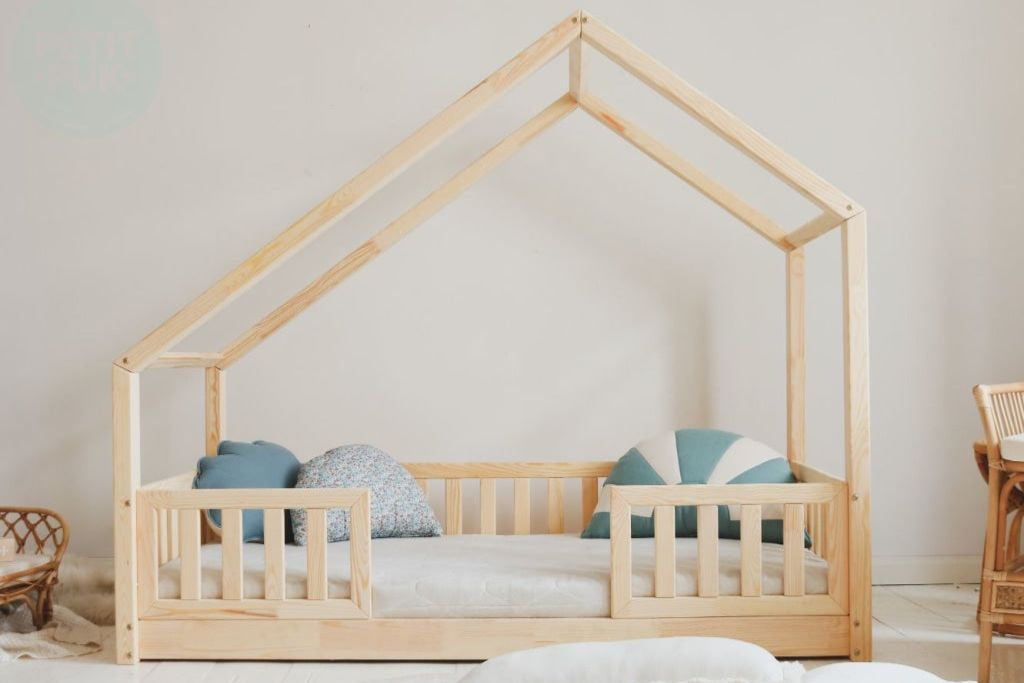 Kinderbed huisje