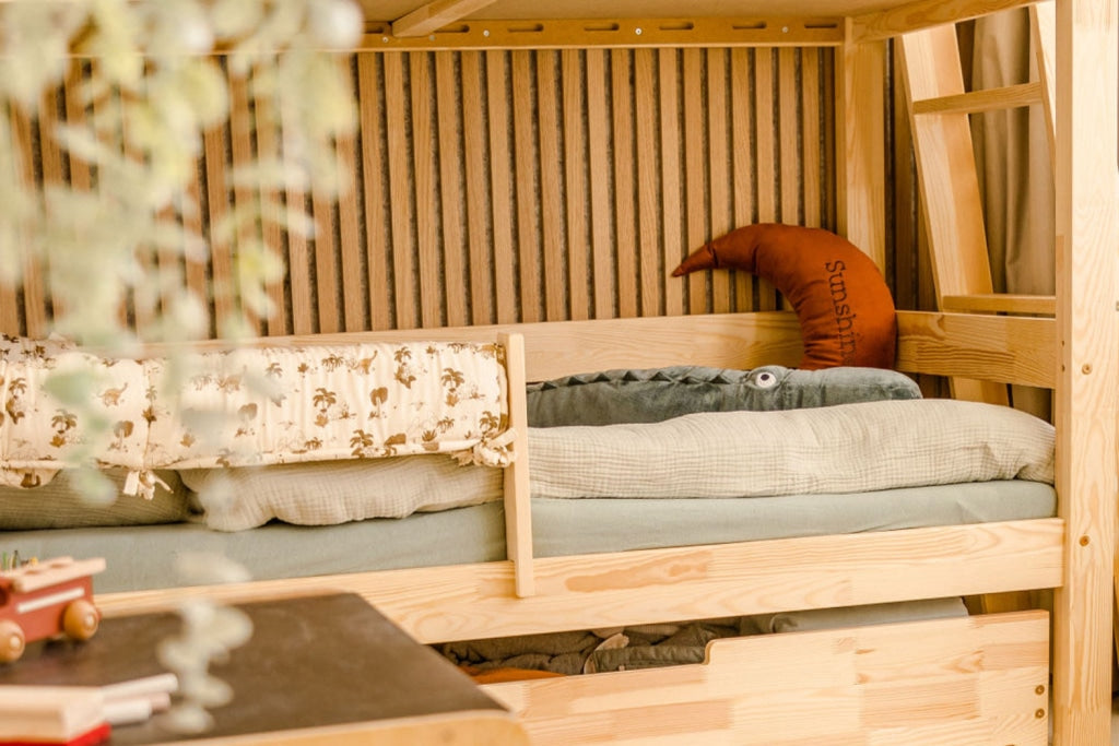 Half-High Bunk Bed Mickey Bunkbed