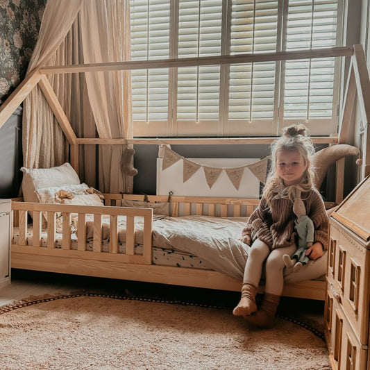 From cot to toddler bed