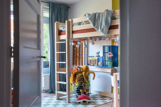 Starting Calm Mornings: Tips for a Tidy Kids’ Room