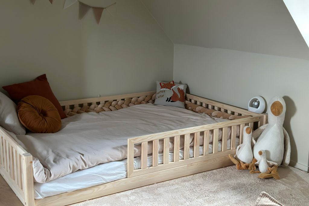 Letto Singolo a Doghe 90x200 Legno Pino con Cassetti Comodino Camera Cassettone Letto Singolo a Doghe 90x200 Legno Pino con Cassetti Comodino Camera Cassettone